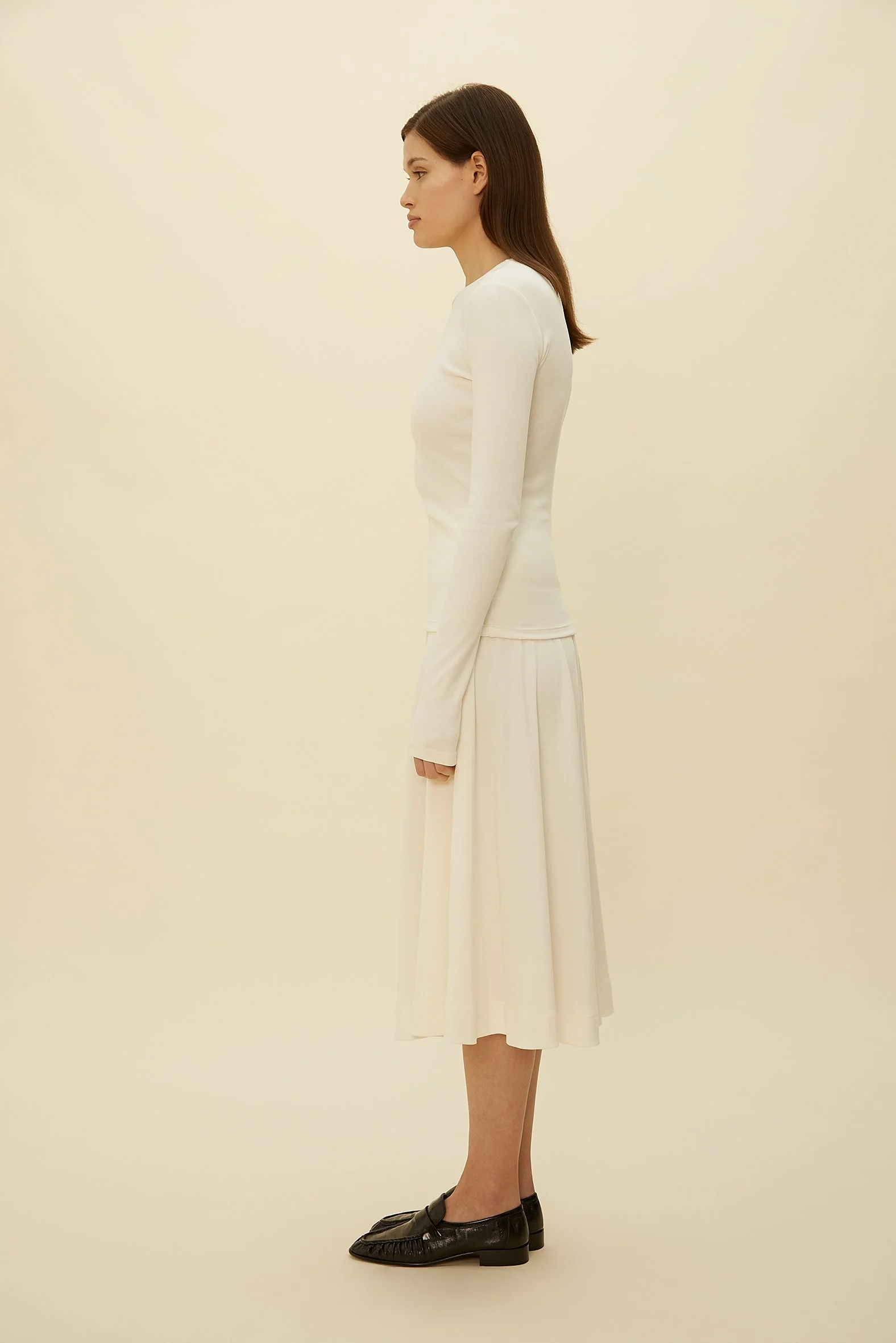 REFINE - The Steffi Skirt in Ivory — REFINE